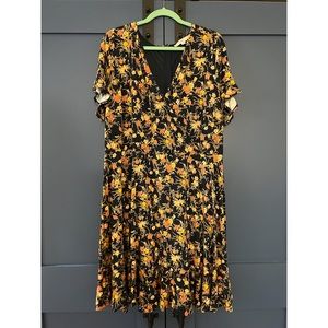 Lightly worn Loft flouncy dress